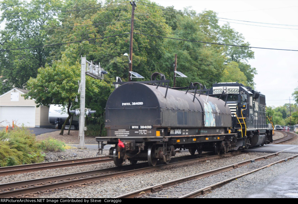 On the Prospect Avenue  Grade Crossing